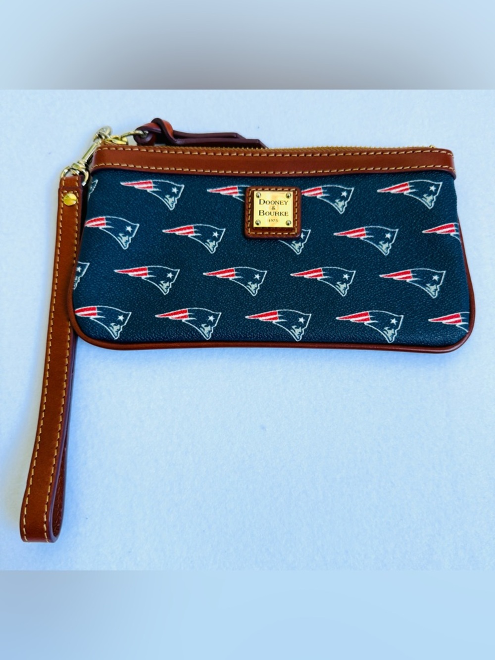 Dooney & Bourke New England Patriots Slim Wristlet Wallet